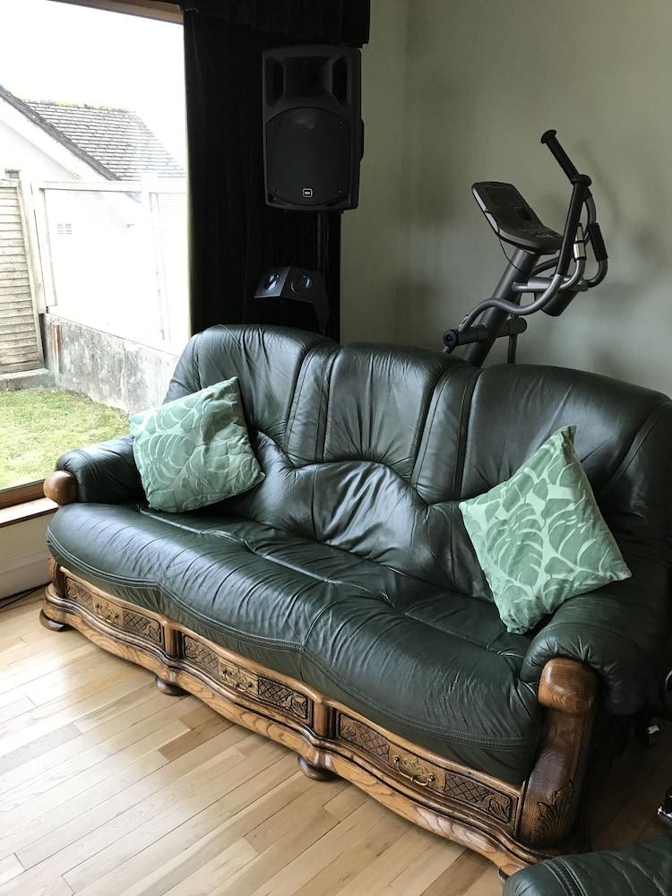 Orchard Manor - Guest house