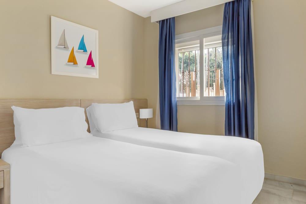 Los Amigos Beach Club