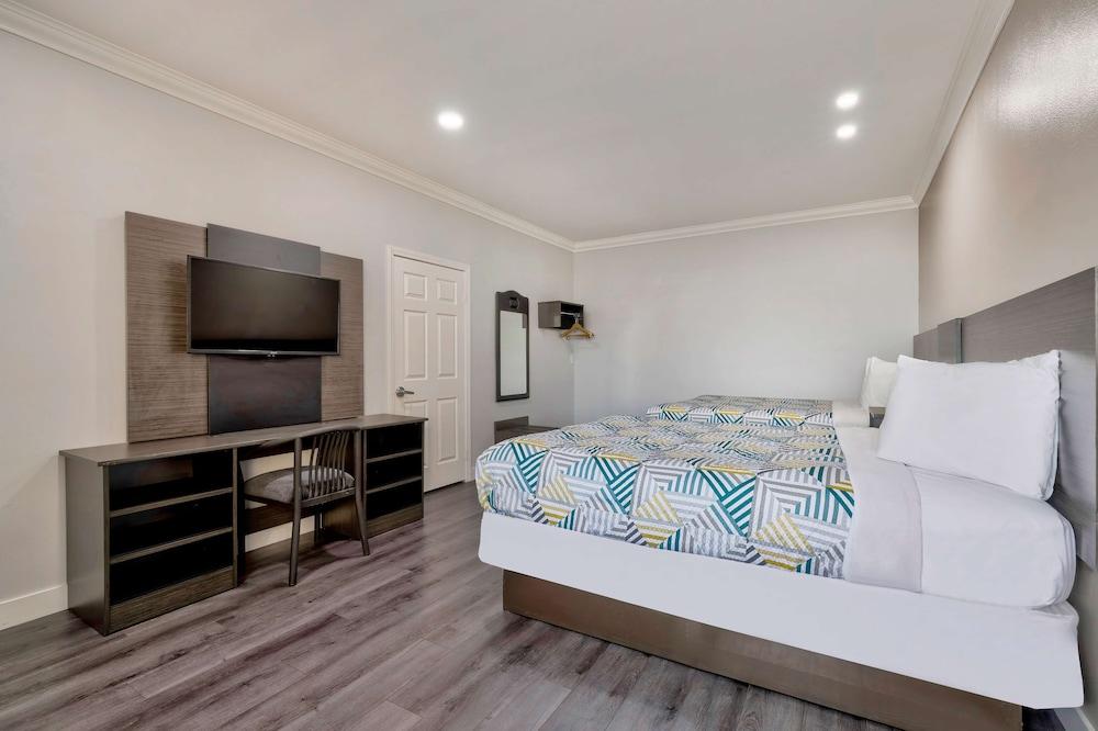 Motel 6 South Gate, CA