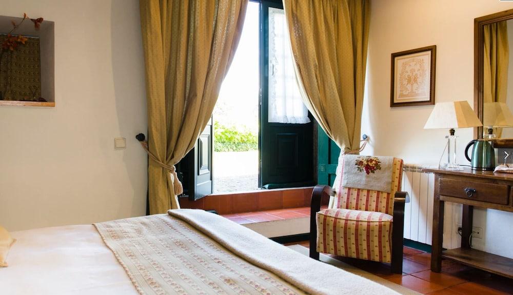 Casa de Santa Ana da Beira