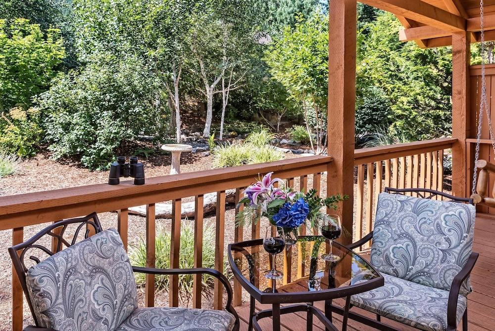 Carson Ridge Luxury Cabins
