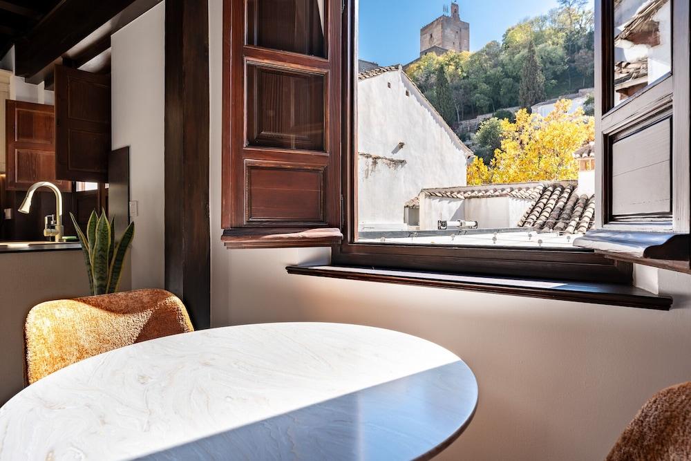 El Ladron de Agua Palacete