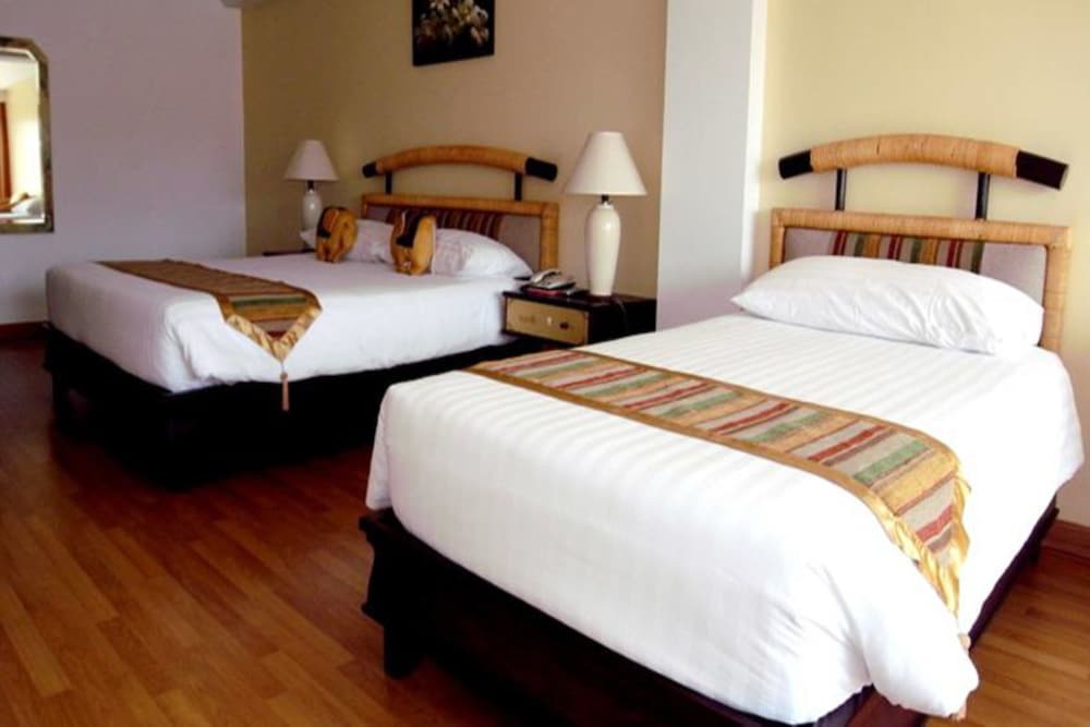 The Cha-am Methavalai Hotel