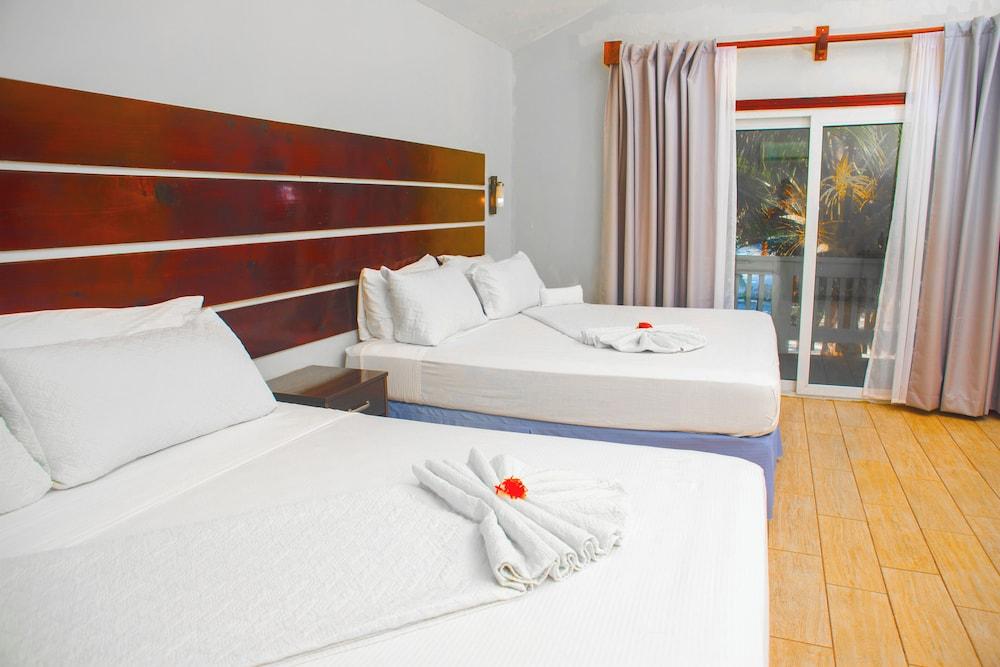 Fantasy Island Beach Resort, Dive and Marina All Inclusive