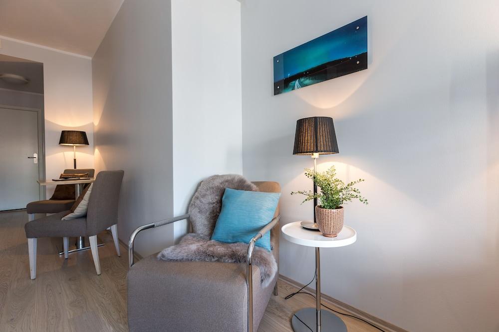 Enter City Apartment Hotel