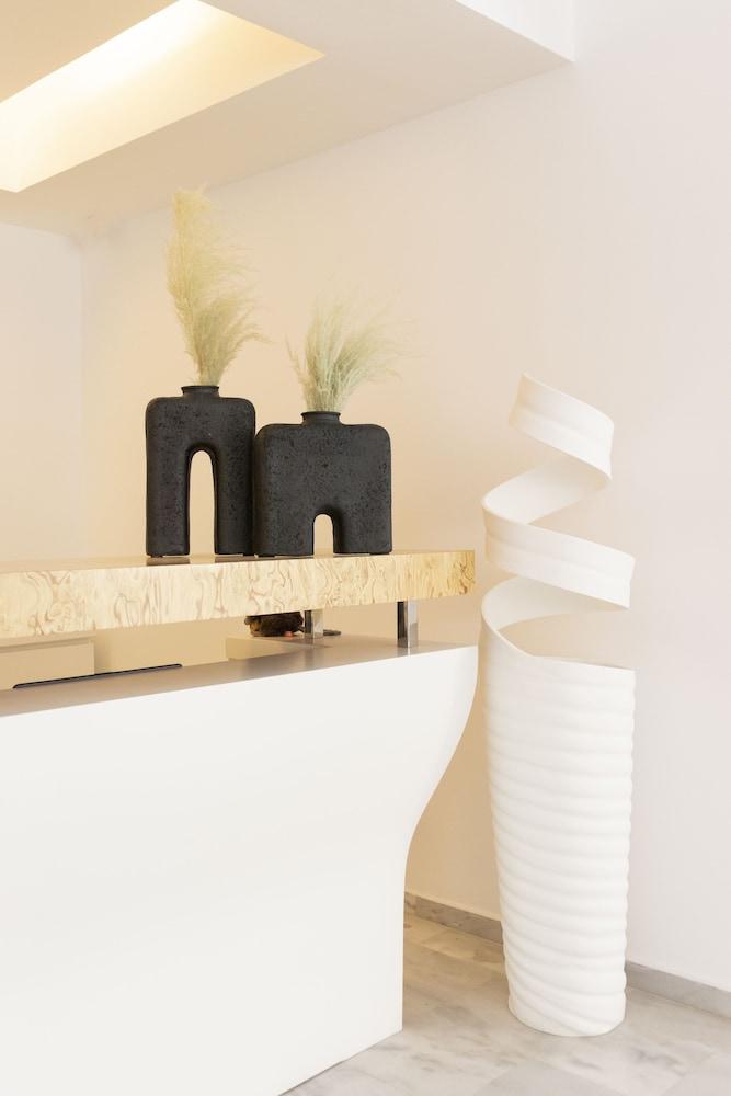 Cavo Bianco Boutique Hotel & Spa