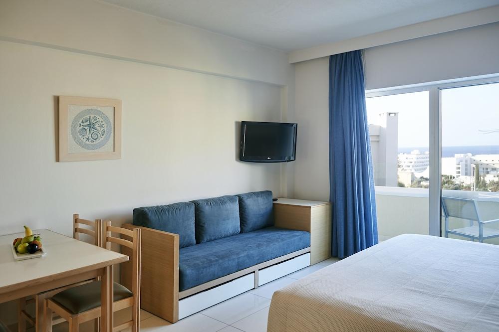 Sunrise Oasis Hotel & Waterpark