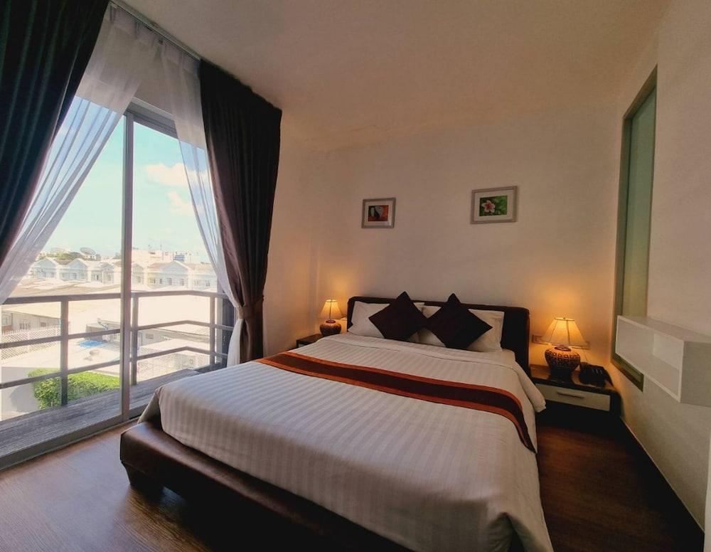 The Bedrooms Boutique Hotel