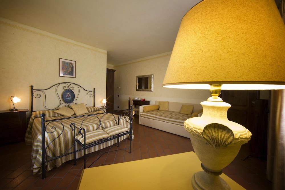 Il Colombaio Winery and Rooms