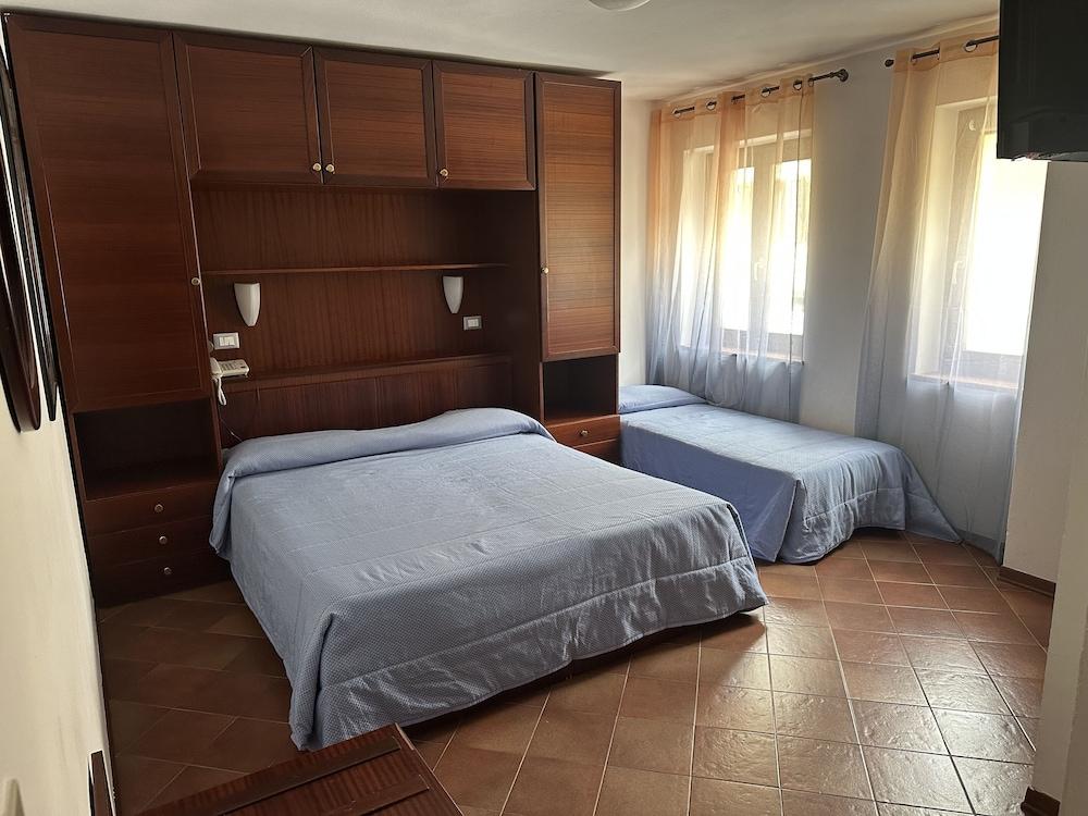 Alla Città di Trieste