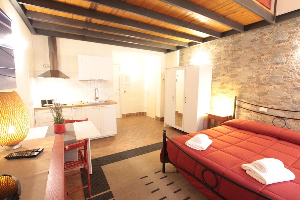 Amenano B&B & Apartments