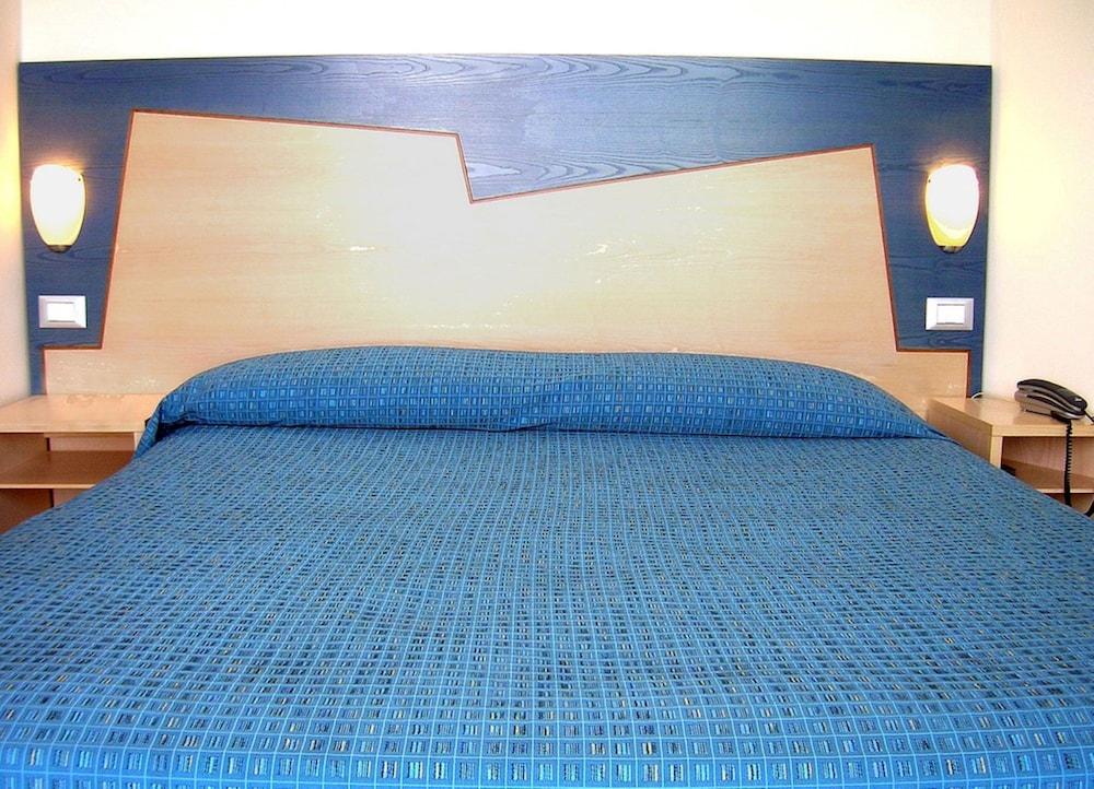 Hotel Torre Del Sole