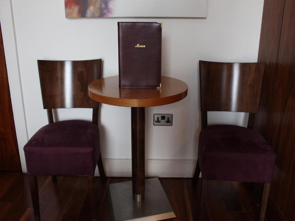 The Lombard Pub & Townhouse