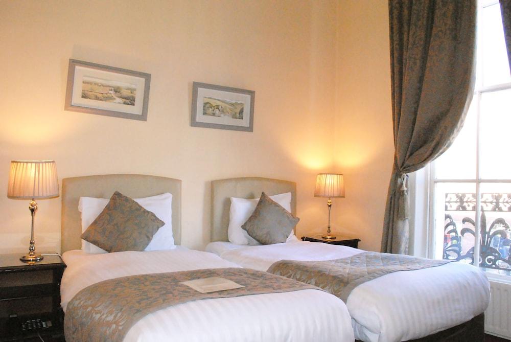 Fitzwilliam Townhouse