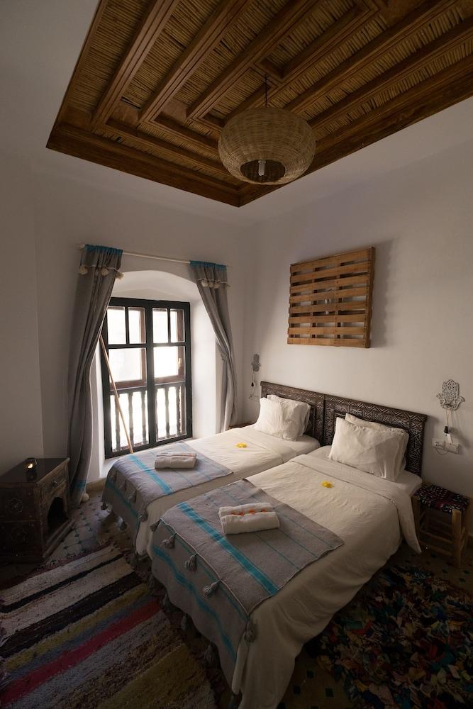 Riad Inna & Watersports Center