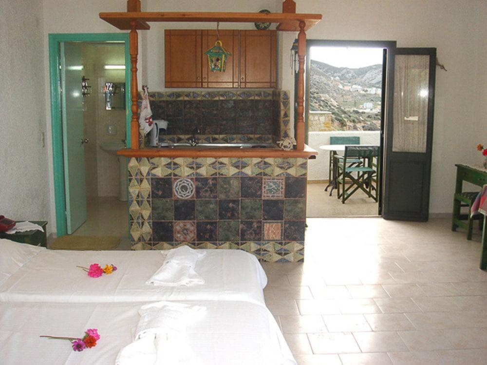 Finiki View Hotel Apartments