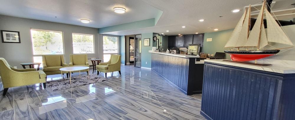 Olympic Inn & Suites