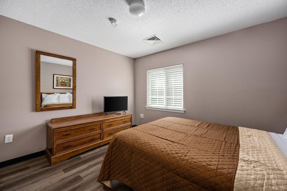 Affordable Suites Greenville