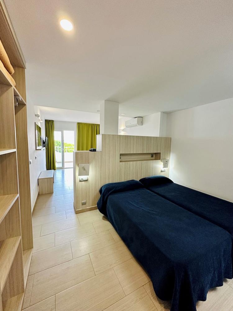 Ibiza JET Apartamentos - Adults Only