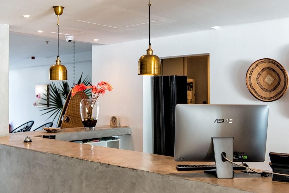 Atlantic Holiday Hotel