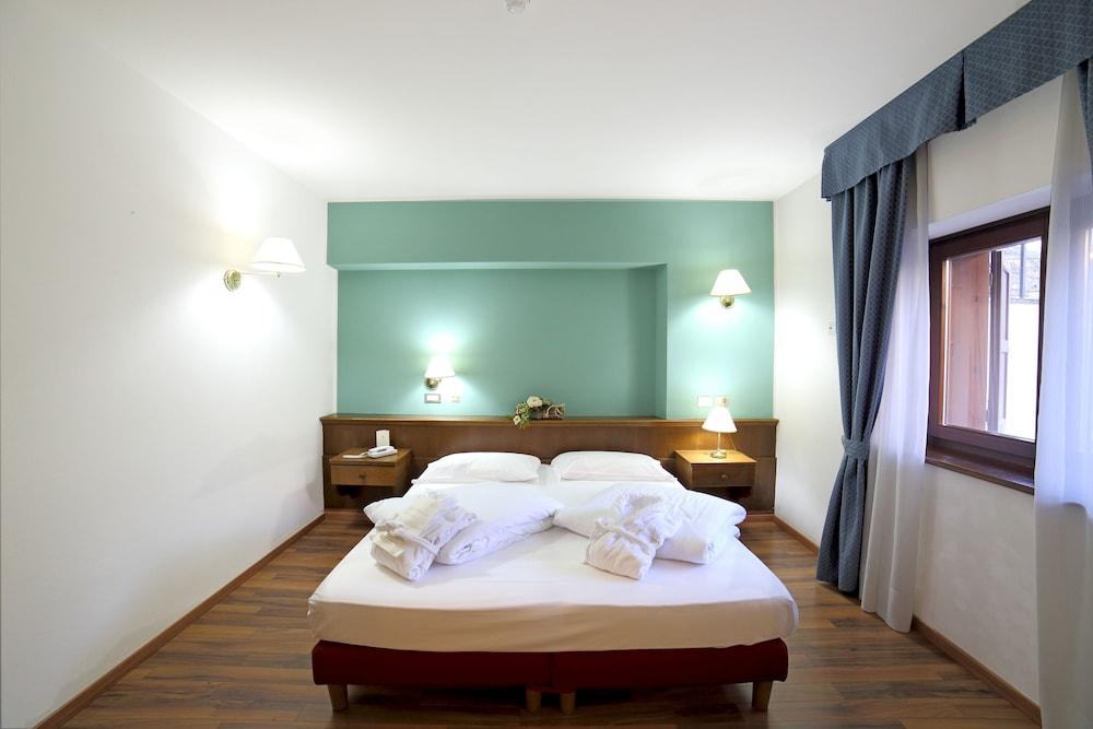 Hotel Baita Clementi