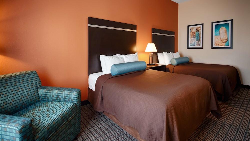 Best Western Plus Pontoon Beach