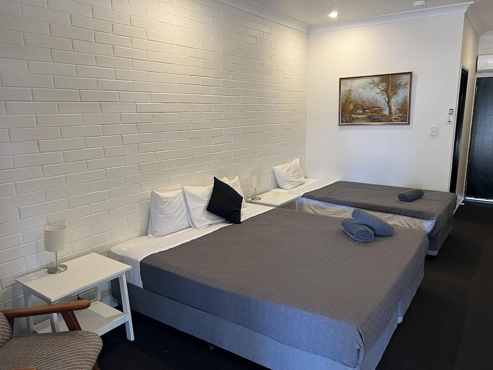 Albert Park Motor Inn