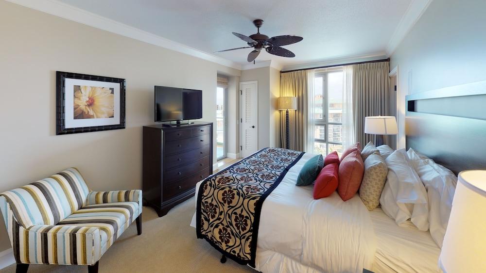 OUTRIGGER Honua Kai Resort & Spa