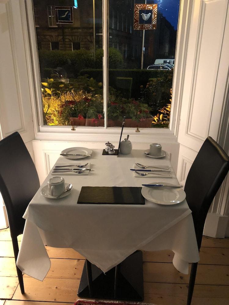 Sheridan Guest House