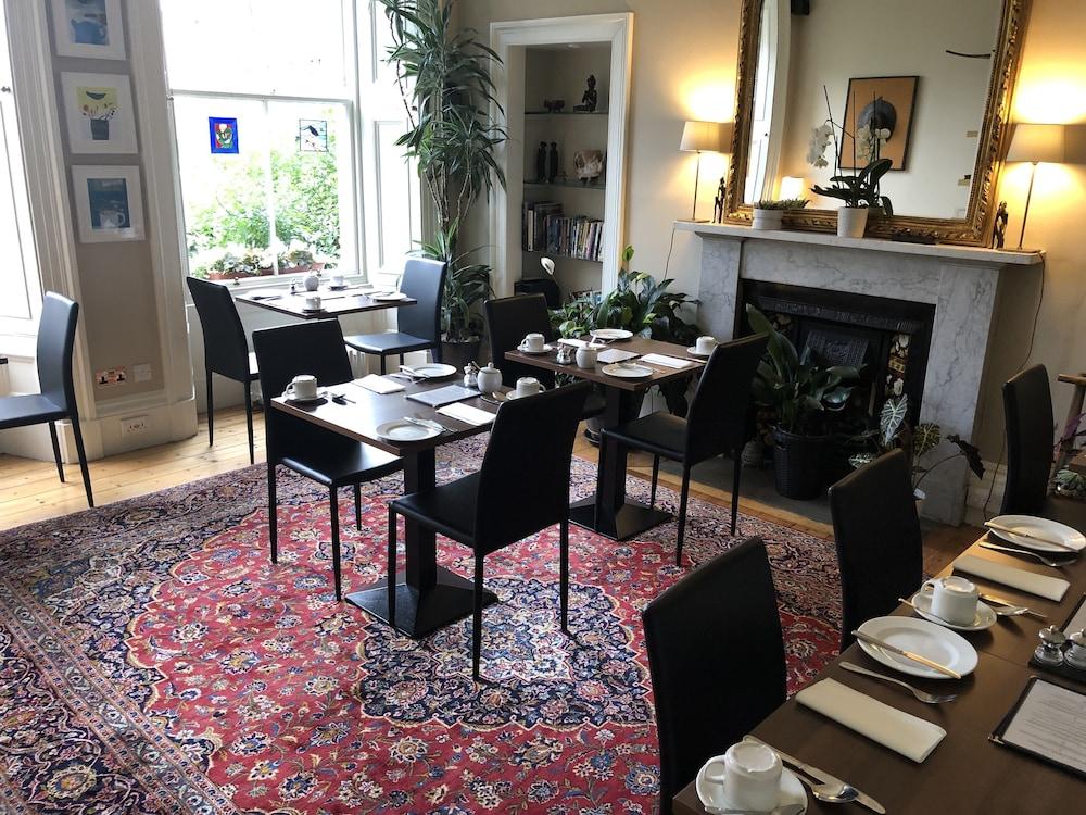 Sheridan Guest House