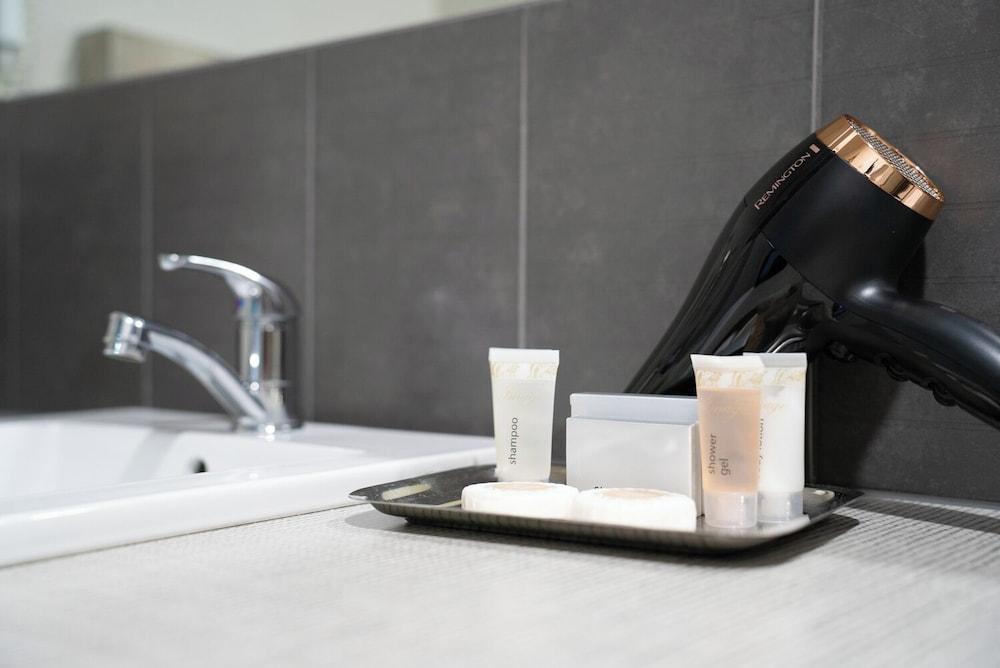 Bridges on Argyle Motel & Apartments