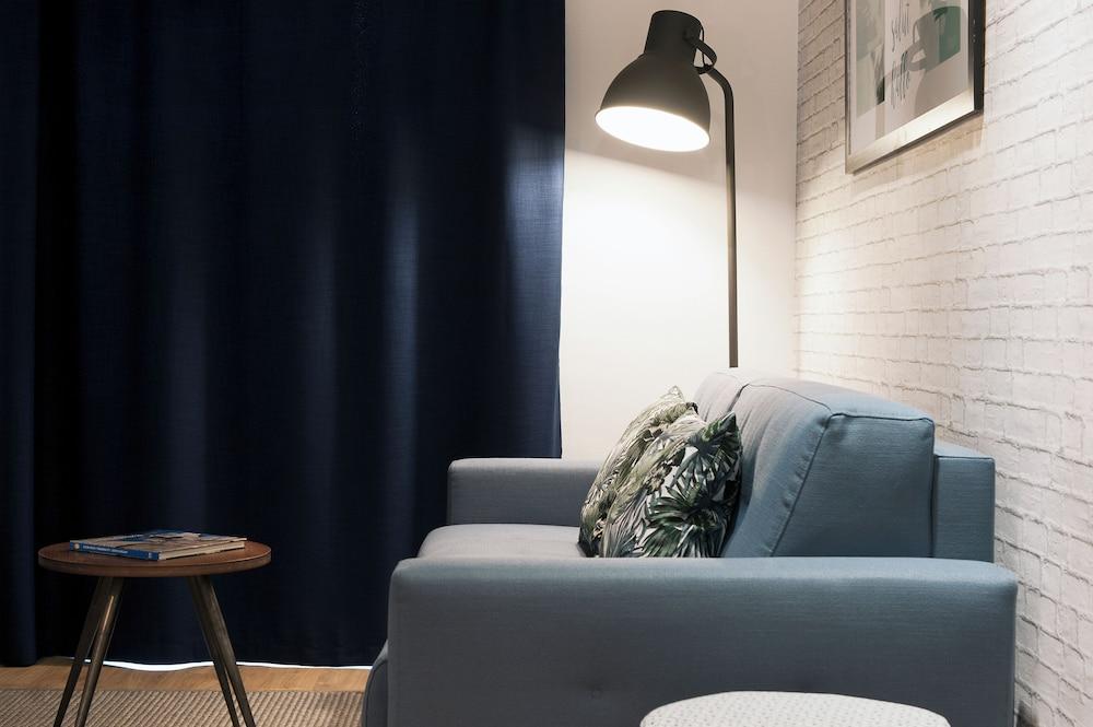 MH Apartments Sant Pau