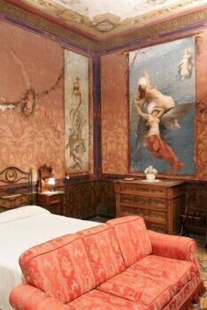 Casa Raffaele Conforti