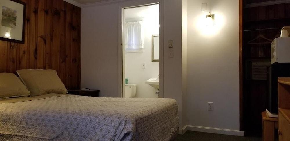 Tallwood Motel Wells