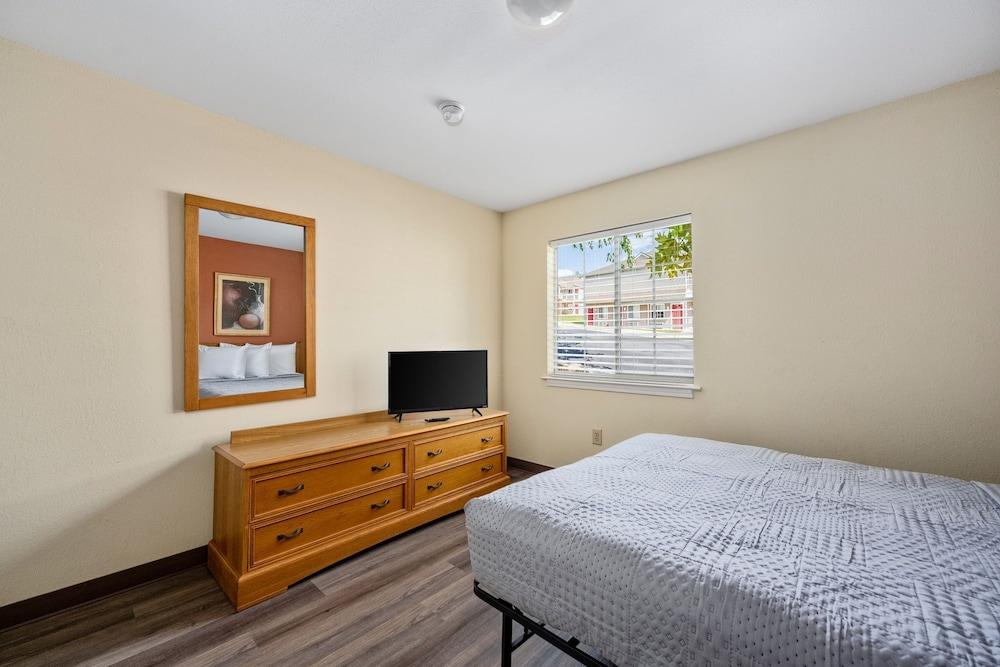 Affordable Suites Rocky Mount