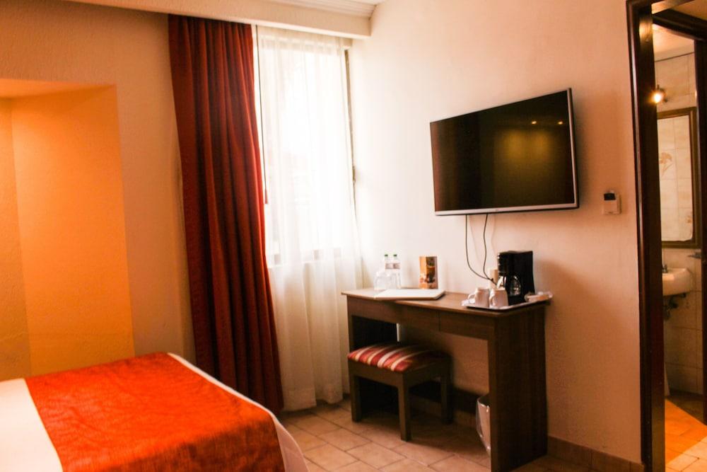 Hotel Posada Virreyes