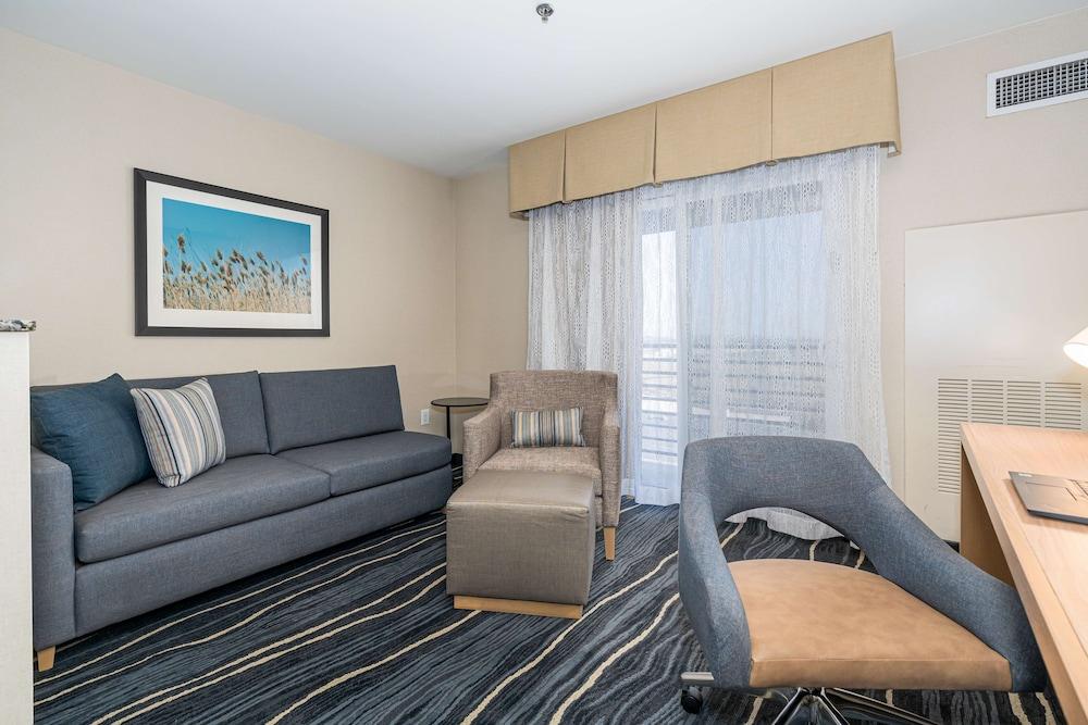 Best Western Plus Marina Gateway Hotel