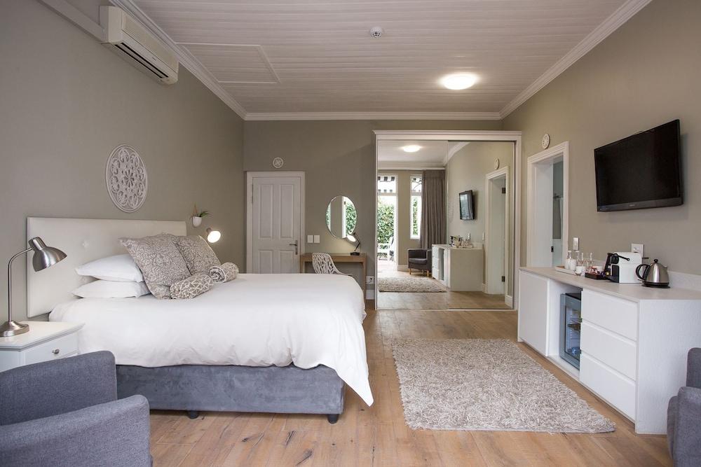 Summerwood Guest House