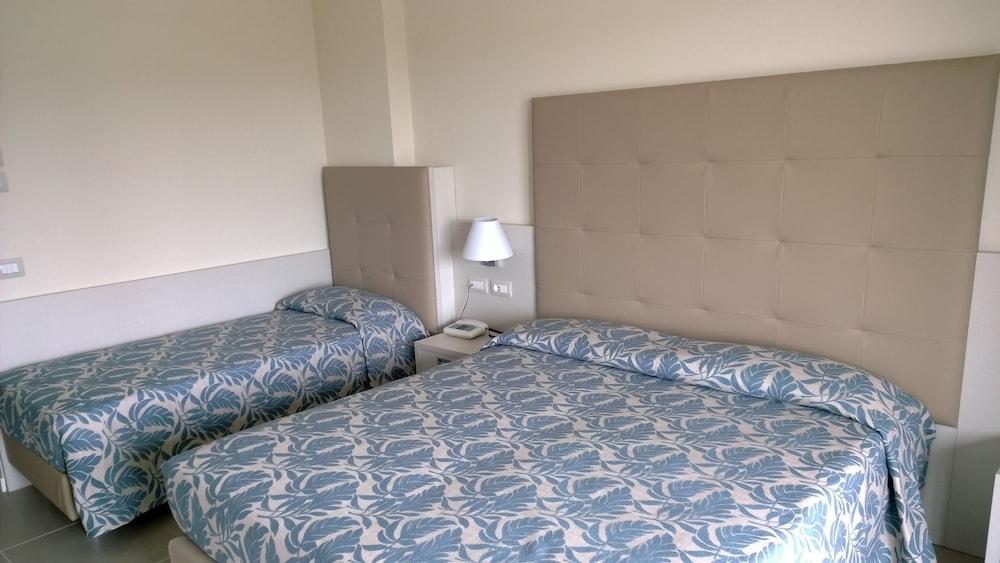 Hotel Residence Holiday