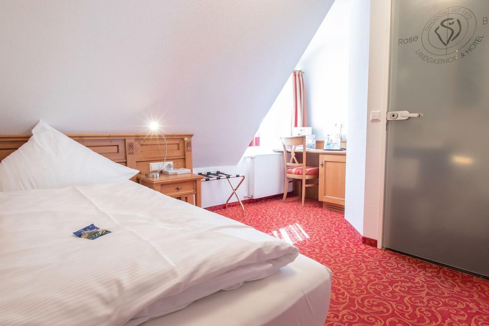 Landgasthof & Land-gut-Hotel Zur Rose