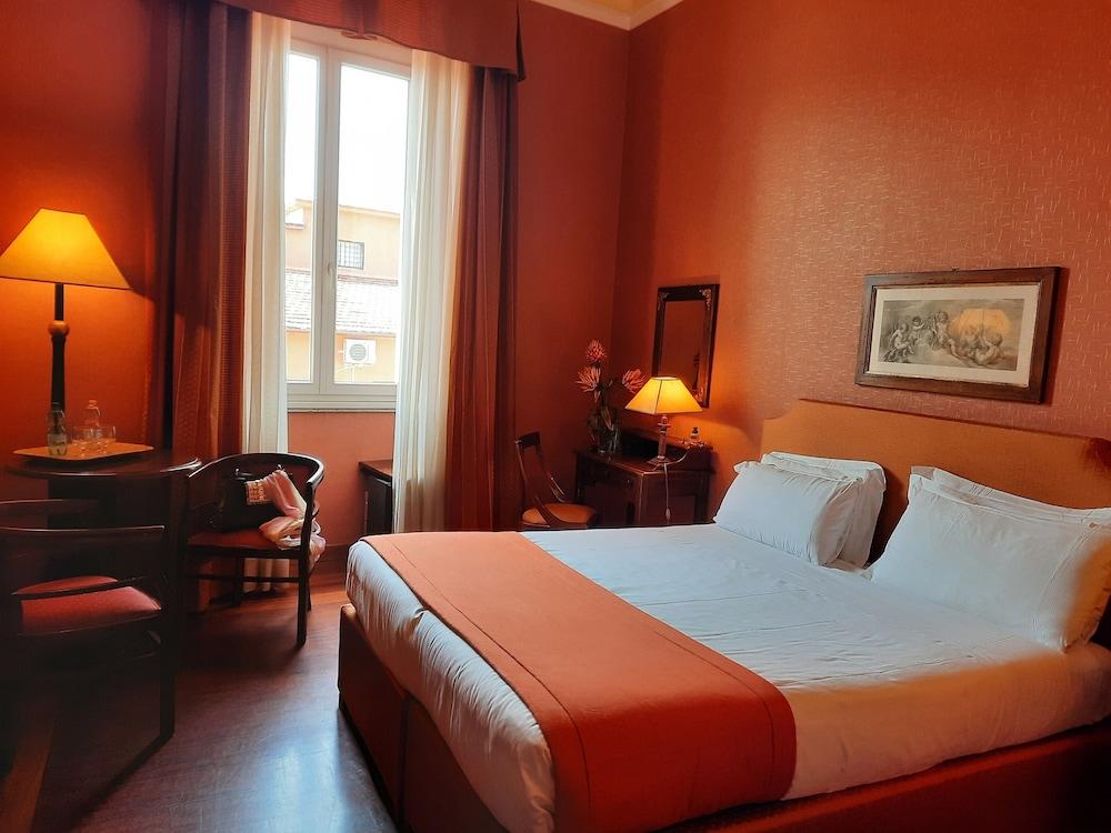 Domus Livia Luxury Suites