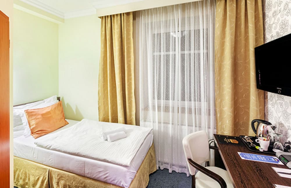 Pytloun Design Self Check-in Hotel