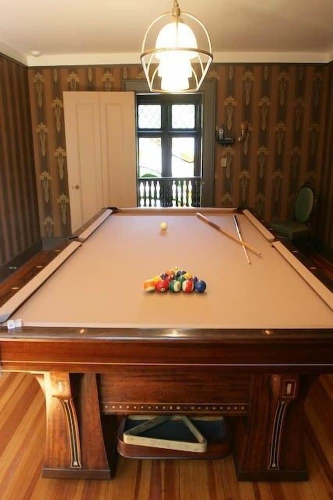 Rock Hall Luxe Lodging