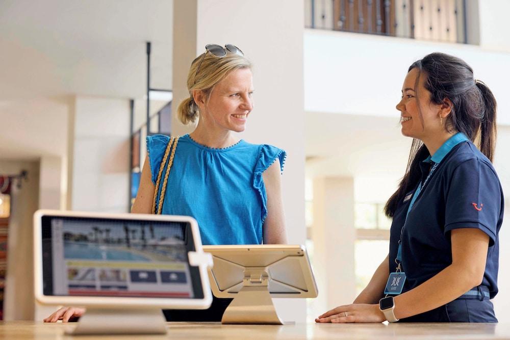 TUI BLUE Palm Garden
