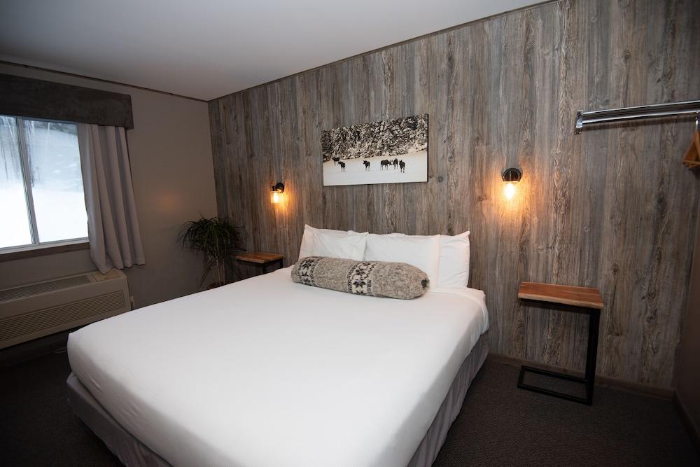 The Mountain Inn at Lutsen