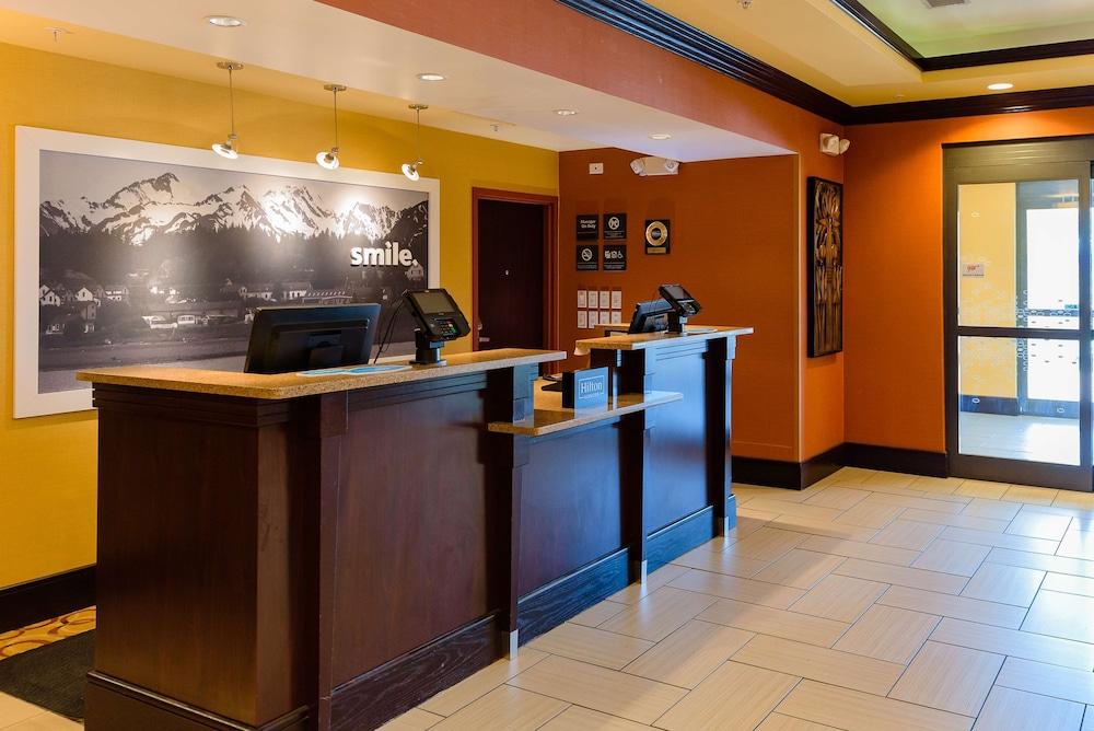 Hampton Inn & Suites Denver/Highlands Ranch
