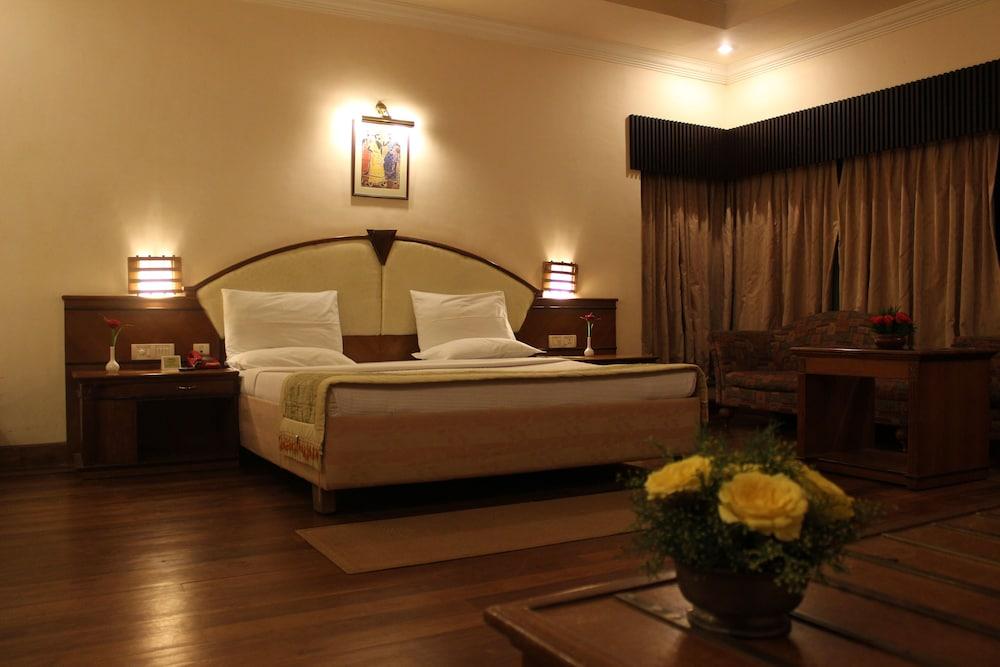 KTDC Aranya Nivas Thekkady