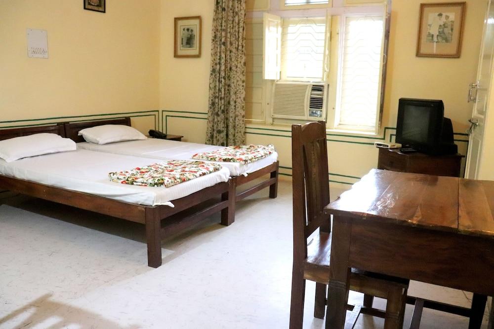 Mahar Haveli Bed & Breakfast