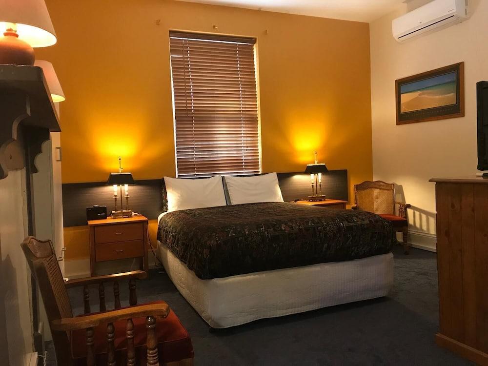 Terrace Central B&B Hotel