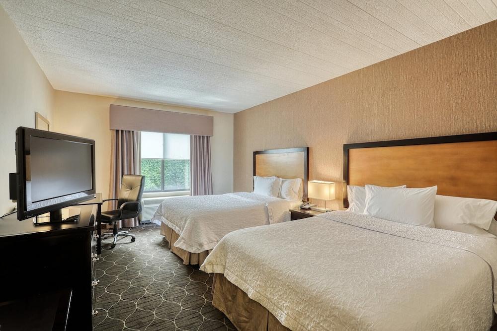 Hampton Inn & Suites Parsippany/North